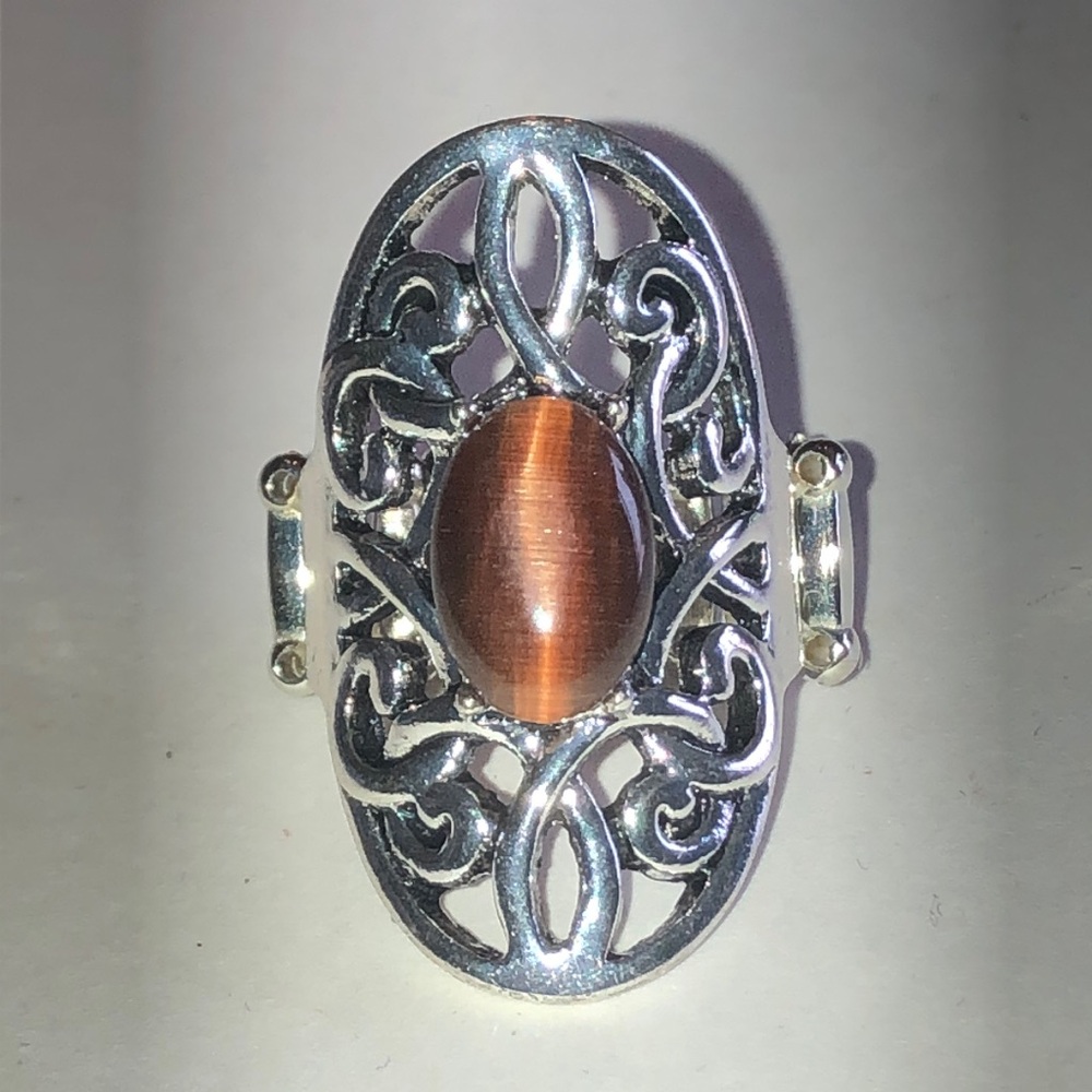 Silver Tone Filigree Ring with Brown Cat's Eye Center